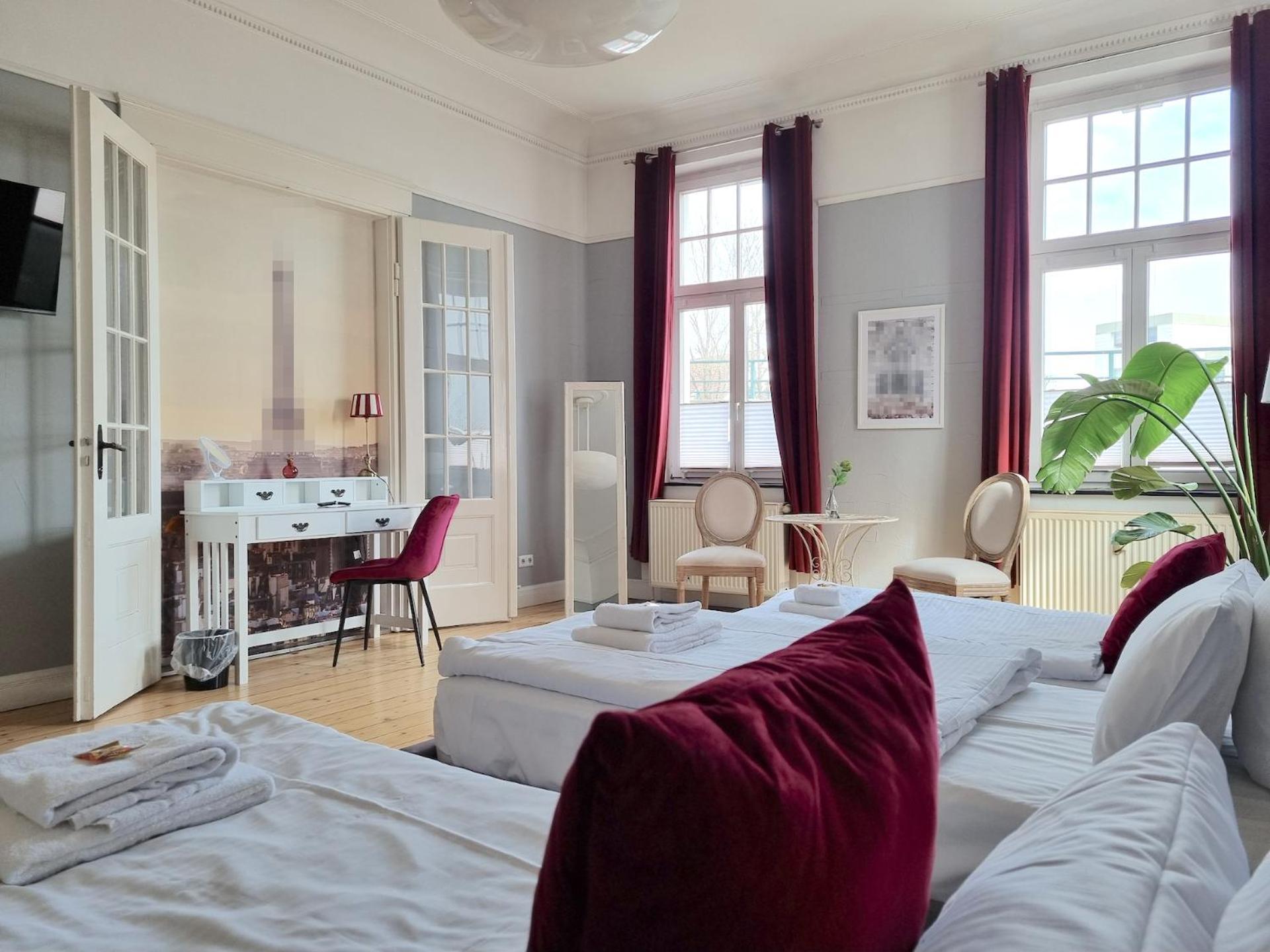 האמלן Charysma - Jugendstil Trifft Moderne, Schlafzimmer Mit Smart-Tv, Tischfussball, Darts, Parkplatz מראה חיצוני תמונה