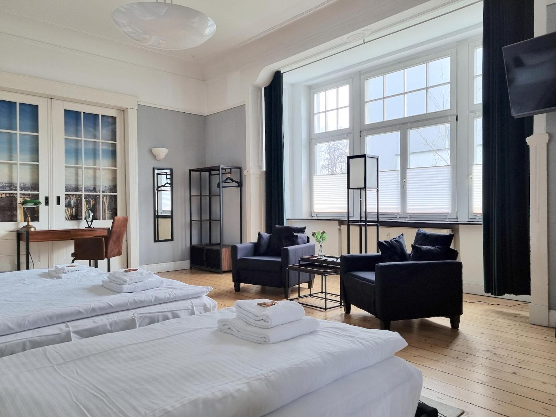 האמלן Charysma - Jugendstil Trifft Moderne, Schlafzimmer Mit Smart-Tv, Tischfussball, Darts, Parkplatz מראה חיצוני תמונה